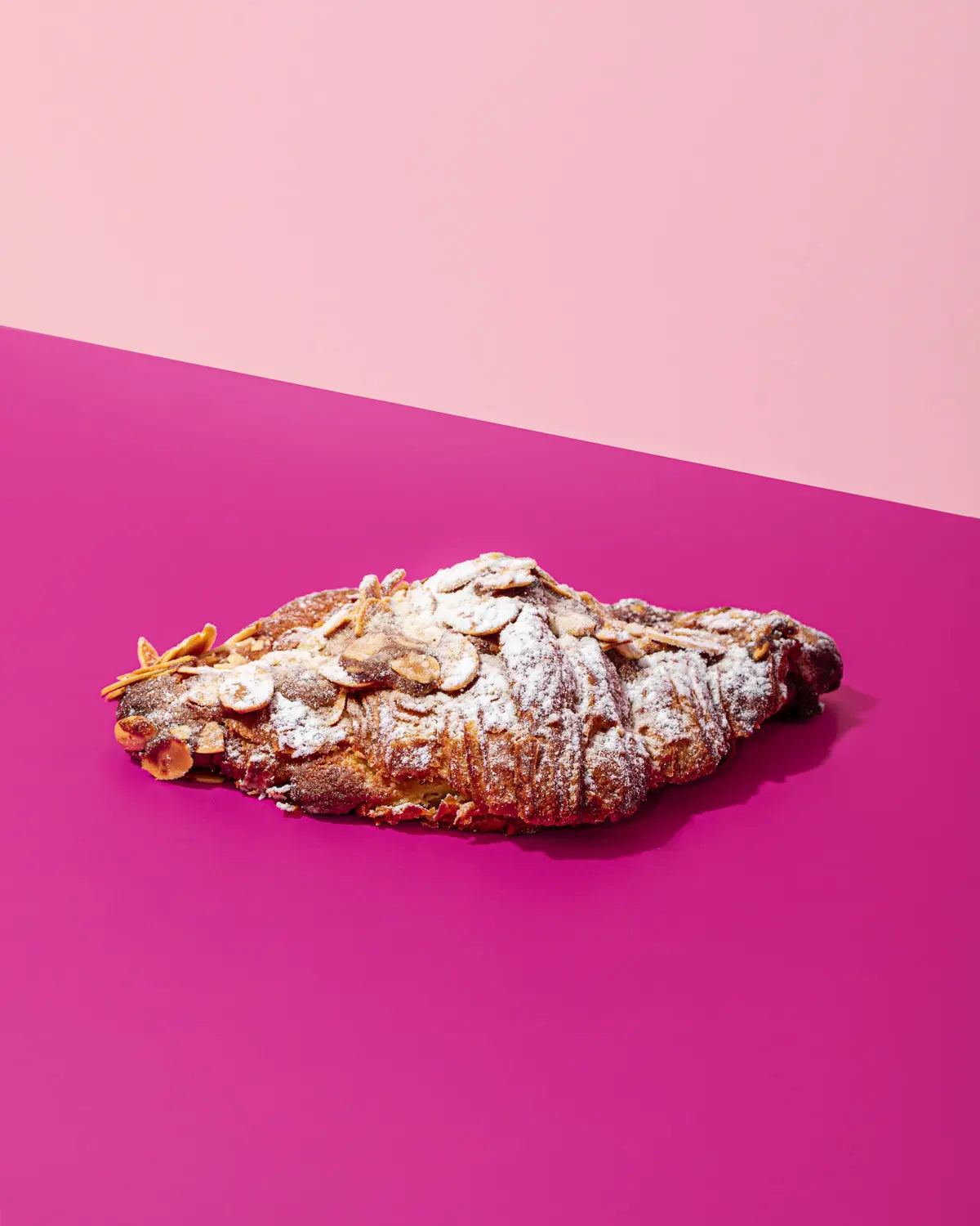 Alex-platel-montreal-croissant-amandes