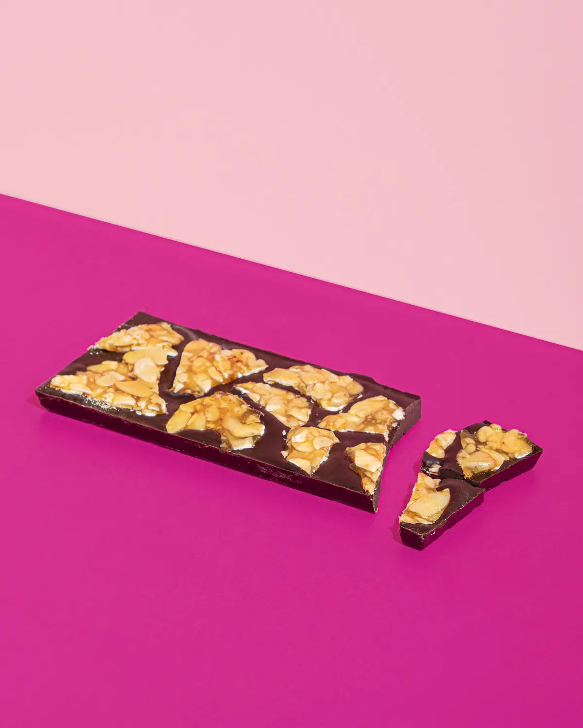 Alex-platel-tablette-chocolat-noir-nougatine